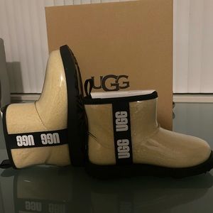 UGG Kids' Classic Clear Mini II Rubber Rain Boots', Waterproof -Brand New-